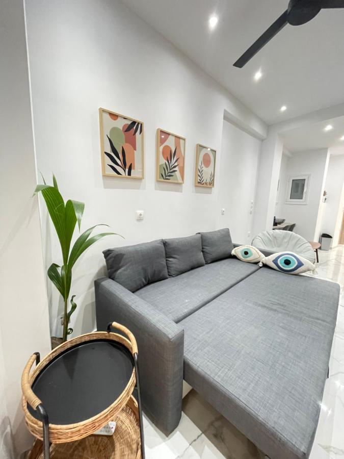 Zeos Finest Jacuzzi Suite Атина Екстериор снимка